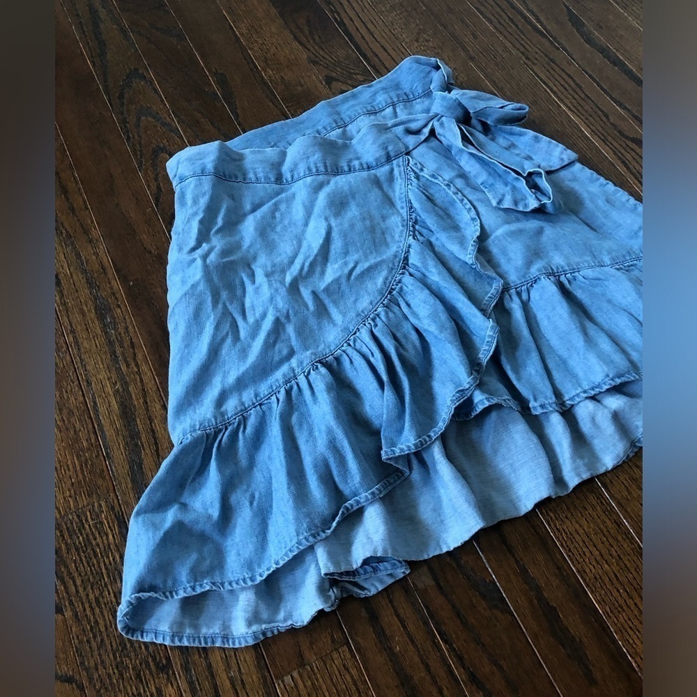 Rails Women’s XS Etienne Linen-Blend Denim Ruffled Wrap Mini Skirt - EUC! - Picture 3 of 12